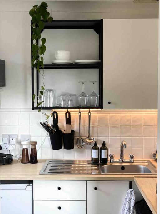 Cozy Studio Near Train Station كامبريدج المظهر الخارجي الصورة